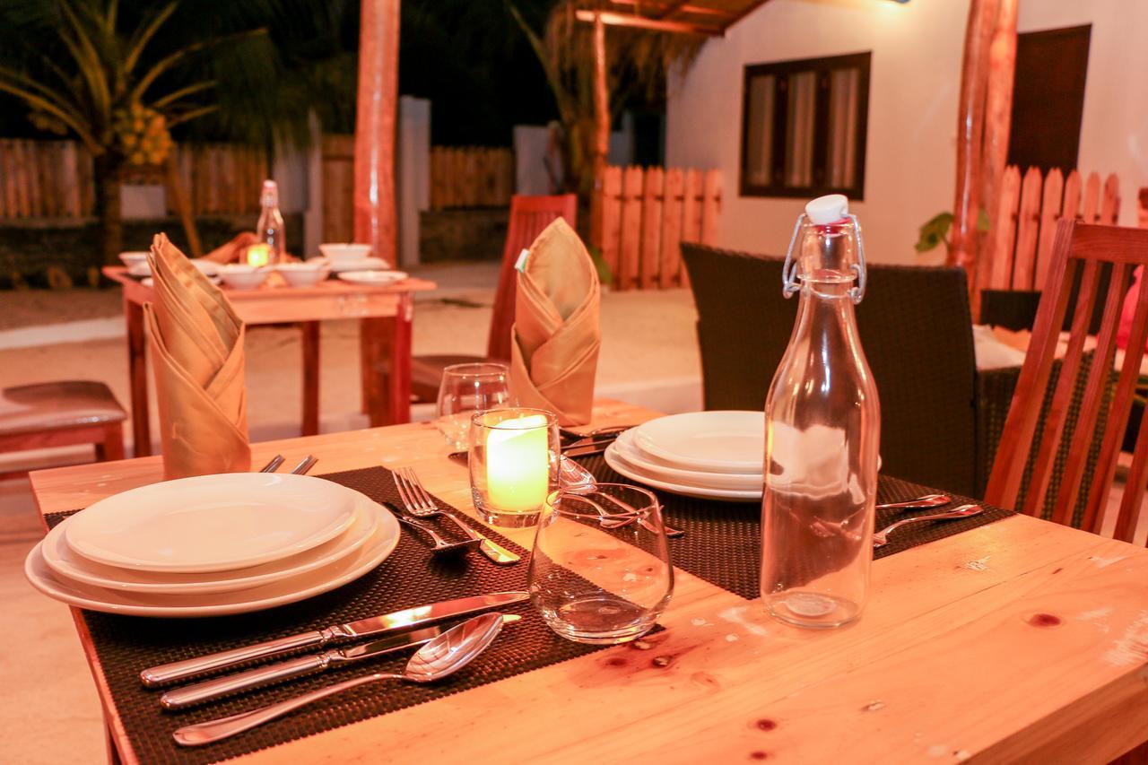 The Castaway Retreat Hotel Feridhoo Kültér fotó